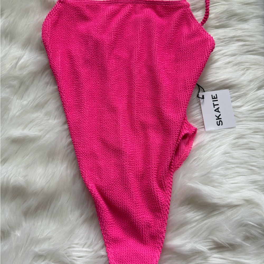 SKATIE Resa Cosmo One Piece Swimsuit (NWT) - Picture 7 of 15